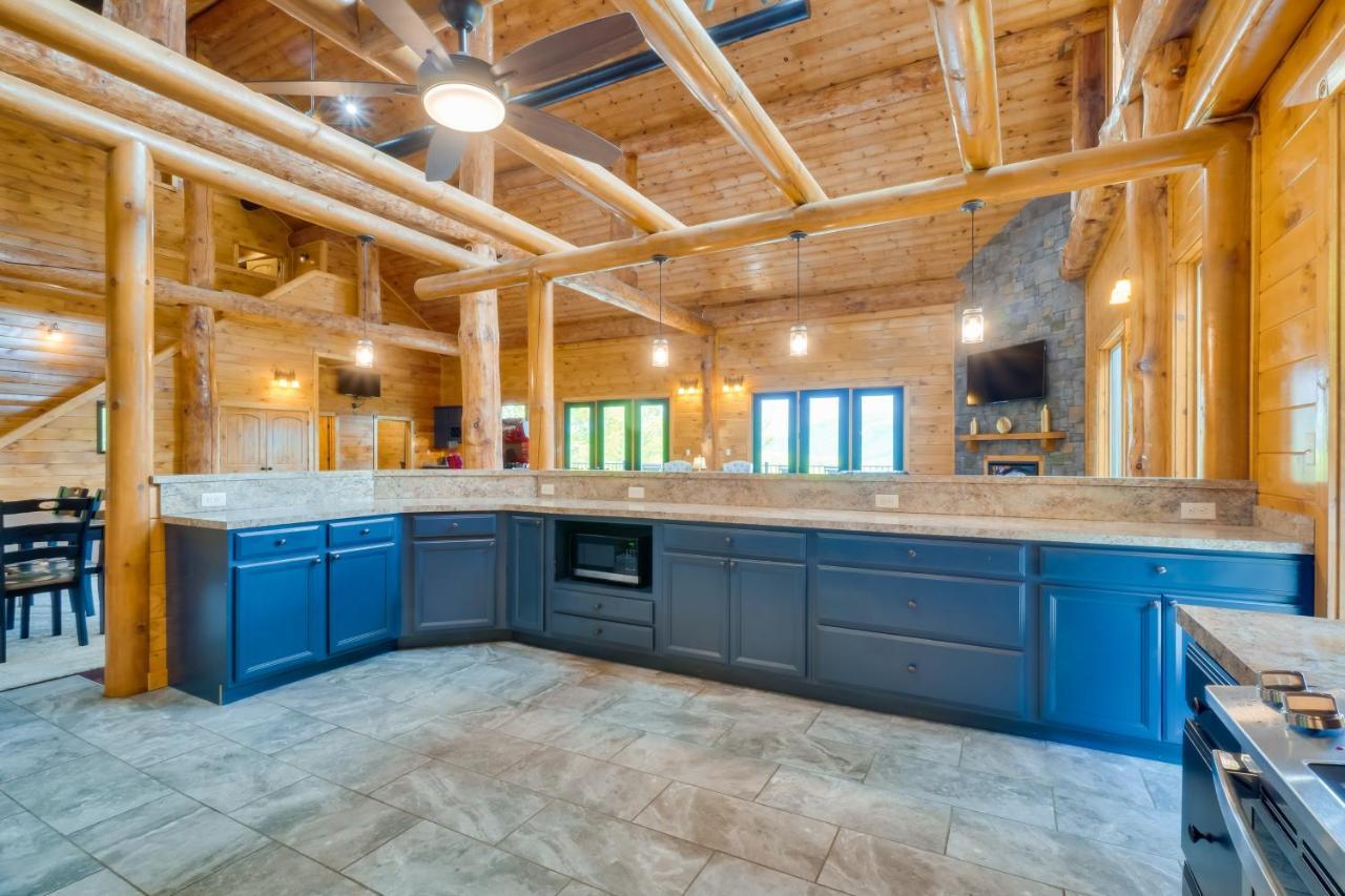 Gatlinburg Vacation Rental With Private Hot Tub! エクステリア 写真