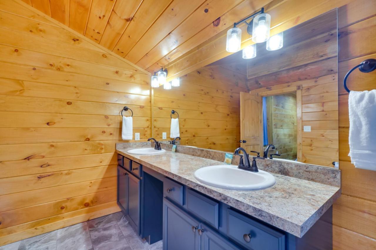 Gatlinburg Vacation Rental With Private Hot Tub! エクステリア 写真