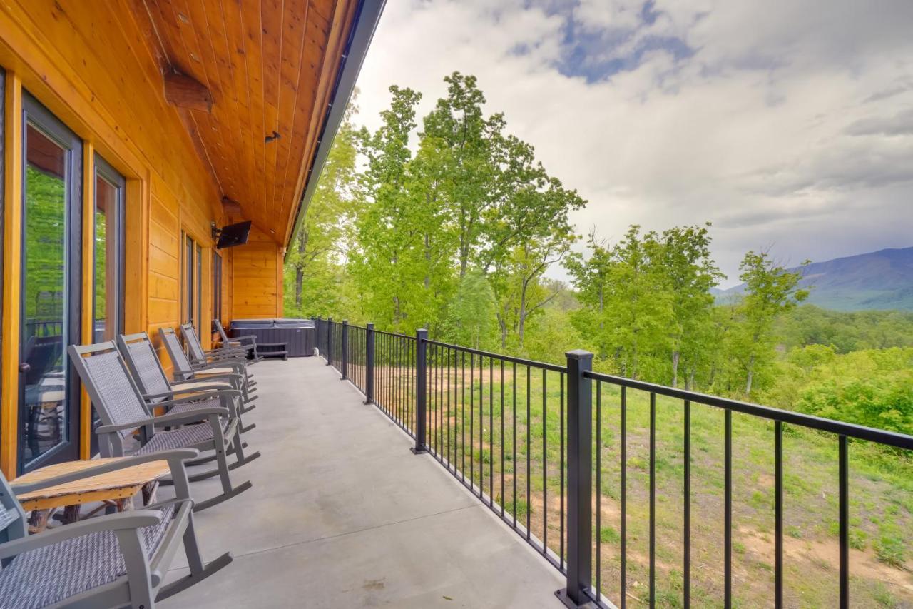 Gatlinburg Vacation Rental With Private Hot Tub! エクステリア 写真