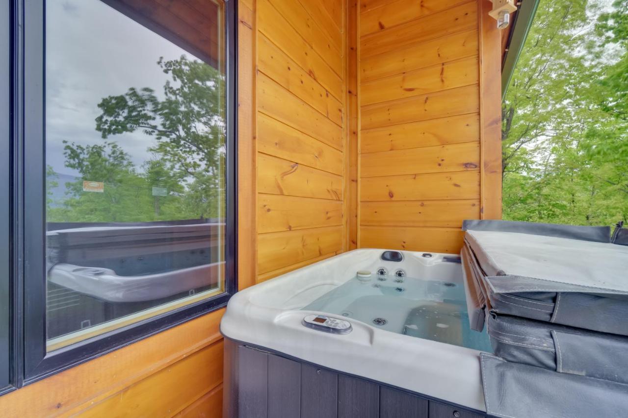 Gatlinburg Vacation Rental With Private Hot Tub! エクステリア 写真